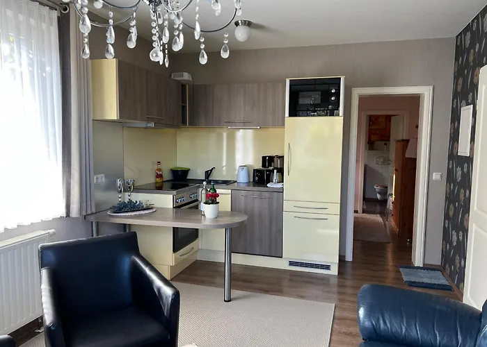 Vis-a-vis * ורניגרוד